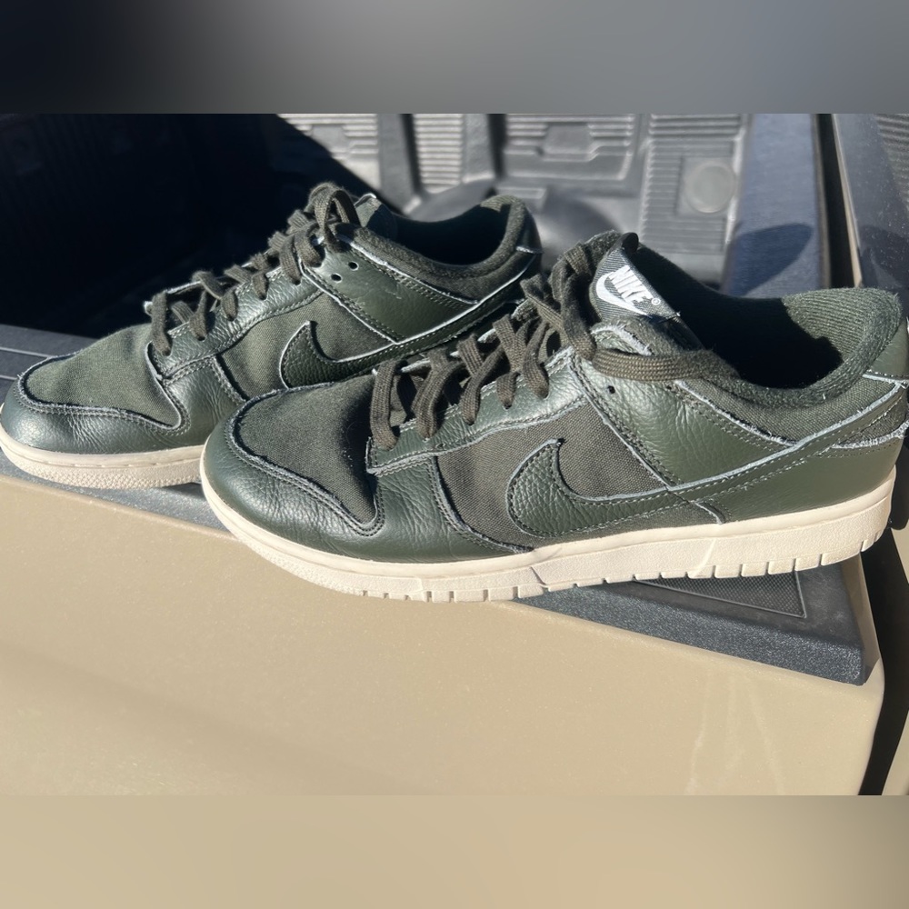 Nike shoes size 10 new